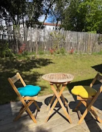 Lägenhet 1 Avec Jardin, Terrasses, Parking Gratuit