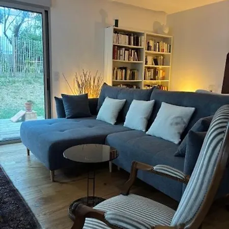 Apartament 1 Avec Jardin, Terrasses, Parking Gratuit *