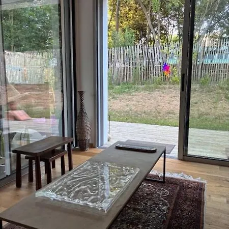 1 Avec Jardin, Terrasses, Parking Gratuit *